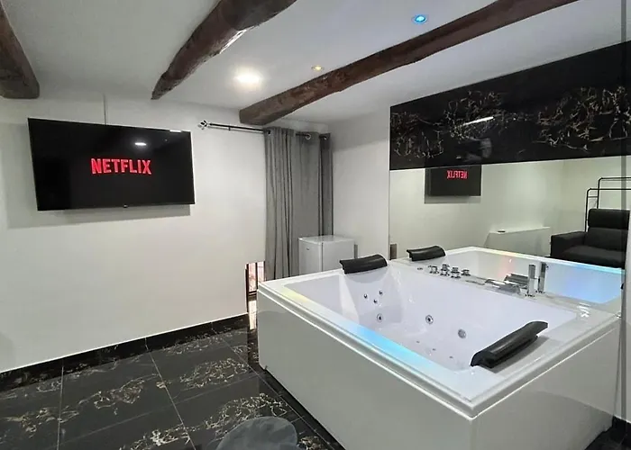 Valentino luxury suites